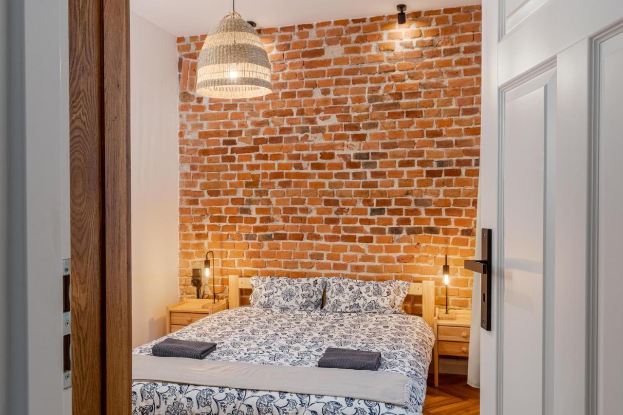 דירות קרקוב Charming Aparments In Perfect Location מראה חיצוני תמונה