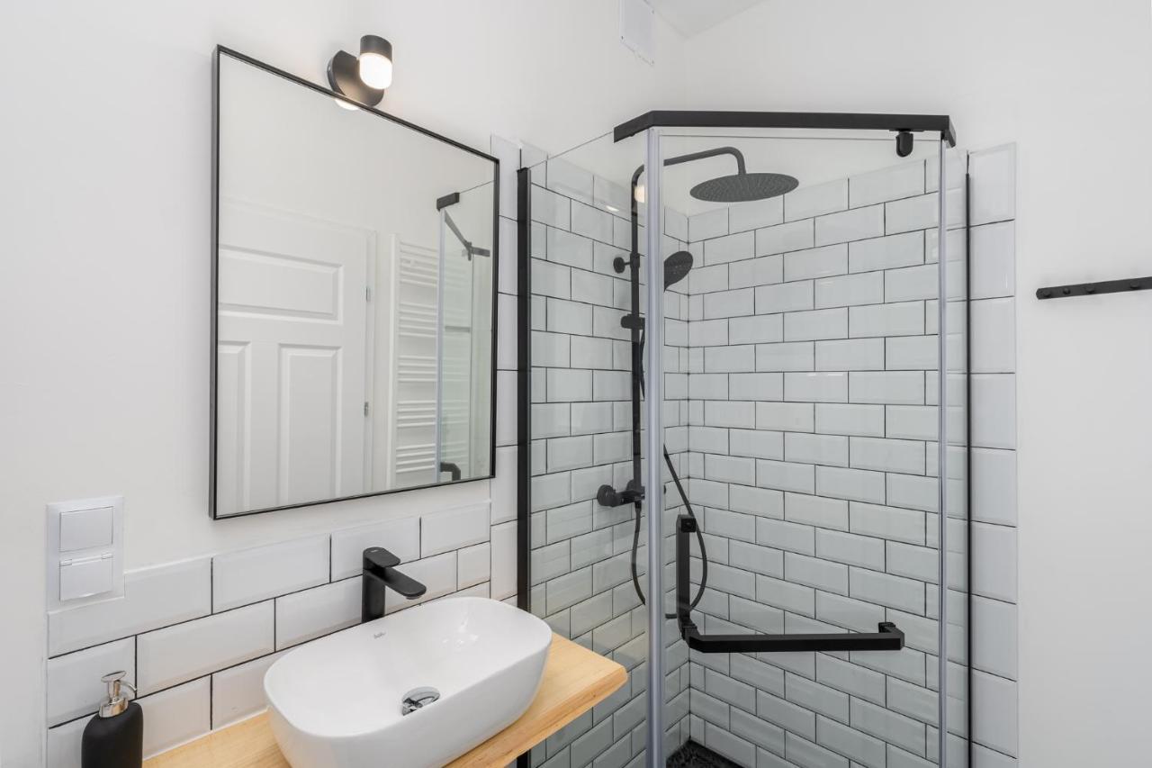 דירות קרקוב Charming Aparments In Perfect Location מראה חיצוני תמונה